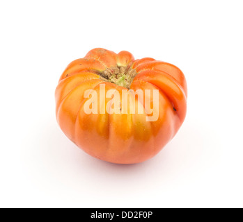 Frische Urtomaten isoliert auf weißem Hintergrund Stockfoto