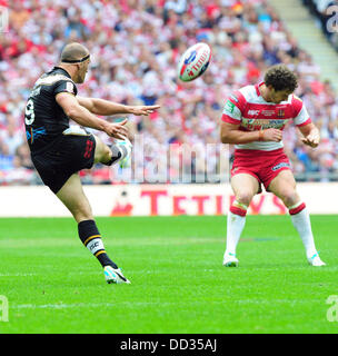 London, UK. 24. August 2013. Danny Houghton in Aktion während der Rugby League Challenge Cup-Finale zwischen Hull FC und Wigan Warriors von Wembley Stadion Credit: Action Plus Sport/Alamy Live News Stockfoto