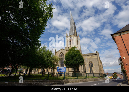 Str. Marys Kirche Chesterfield Town Centre UK Stockfoto