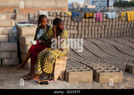 Alltag in einem Vorort von Dakar, Senegal. Stockfoto