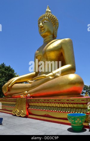 Große Buddha-Statue in Pratumnak Hill Pattaya – Wat Khao Phra Yai Stockfoto