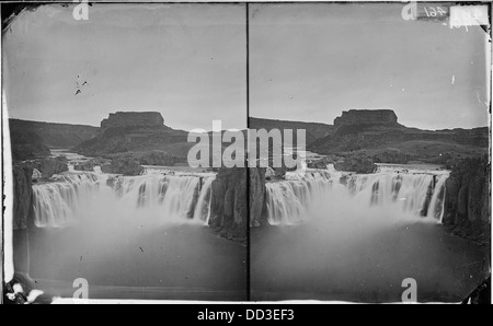 Die Shoshone Falls, die sich am Snake River in Idaho befinden, werden oft als „Niagara des Westens“ bezeichnet. Es ist ein mächtiges Naturmerkmal, mit seinem kaskadierenden Wasser, das Besucher und Naturliebhaber anzieht. Stockfoto