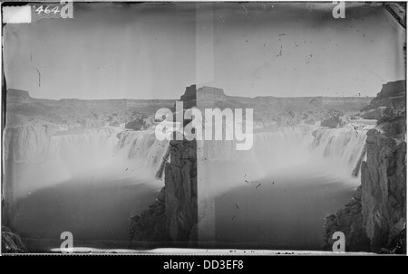 Die Shoshone Falls am Snake River in Idaho sind ein spektakulärer Wasserfall, der für seine natürliche Schönheit bekannt ist. Er ist einer der größten Wasserfälle in Nordamerika und eine beliebte Touristenattraktion. Stockfoto