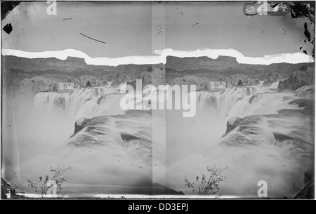 Die Shoshone Falls am Snake River in Idaho sind einer der größten Wasserfälle in den Vereinigten Staaten, bekannt für seine beeindruckende Wasserströmung und landschaftliche Schönheit. Stockfoto