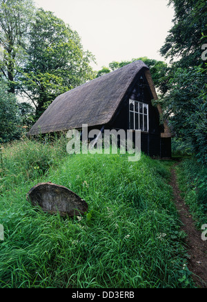 Die Kirche der Hl. Jungfrau Maria und der hl. Nikolaus, Sandy Lane, Wiltshire, England, Großbritannien Stockfoto