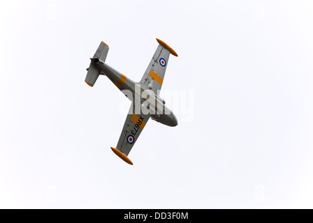 Percival Jet Provost T4 XR673 G-BLXO im Flug über Sandtoft Flugplatz Jagd Stockfoto