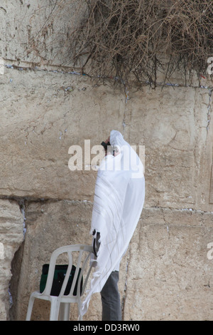 Klagemauer, heilige Stätte für Juden und Christen, Jerusalem, Israel, ca. 17. Februar 2013.  Wo sind die Männer beten. Stockfoto