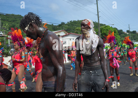 Grenada-Karneval mit ihren Höhepunkt mit der farbenprächtigen Parade Spice Mas 2013 Karibik Stockfoto