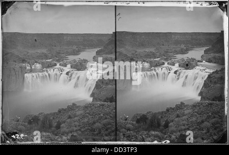 Ein atemberaubender Blick auf die Shoshone Falls am Snake River in Idaho. Bekannt als „Niagara des Westens“, ist er einer der größten natürlichen Wasserfälle in den Vereinigten Staaten. Stockfoto
