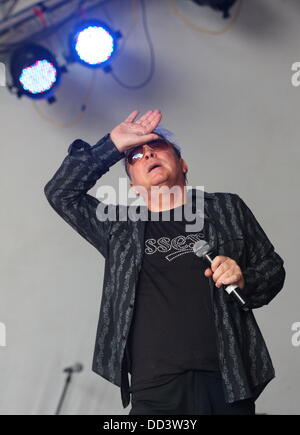 David van Day Peforming mit Sue Moxley in Havering zeigen, Harrow Lodge Park unterstützt, Essex. Stockfoto