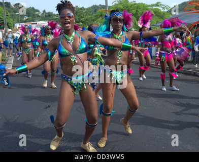 Grenada, karibischen Karneval mit ihren Höhepunkt mit der farbenprächtigen Parade Spice Mas 2013 Stockfoto