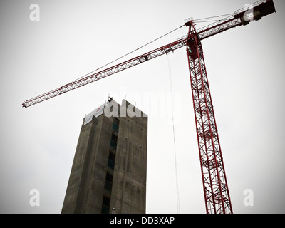 Kran auf der Baustelle in Manchester UK Stockfoto