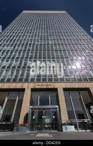 Sheffield University Arts Tower (1965) von Gollins, Melvin, Ward und Partner entworfen. Stockfoto