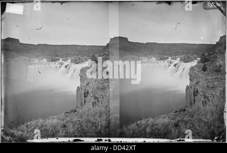 Die Shoshone Falls am Snake River in Idaho sind einer der größten Wasserfälle in den Vereinigten Staaten. Die Wasserfälle sind bekannt für ihre dramatische Landschaft und ihre landschaftliche Schönheit und ein beliebtes Naturdenkmal und Touristenziel. Stockfoto