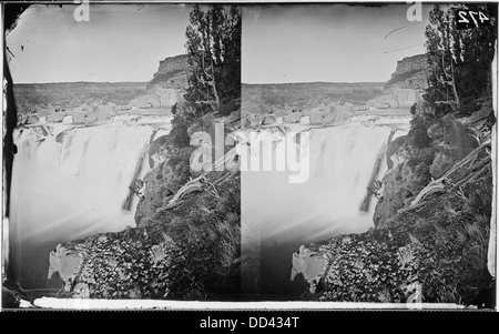 Die Shoshone Falls, die sich am Snake River in Idaho befinden, werden oft als „Niagara des Westens“ bezeichnet Bekannt für seine beeindruckende Höhe und seinen dramatischen Fluss, ist es ein bedeutendes Naturdenkmal und Touristenattraktion. Stockfoto