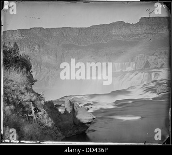 Die Shoshone Falls am Snake River in Idaho sind ein atemberaubender Wasserfall, der für seine beeindruckende Höhe und landschaftliche Schönheit bekannt ist. Es wird manchmal als „Niagara des Westens“ bezeichnet. Stockfoto