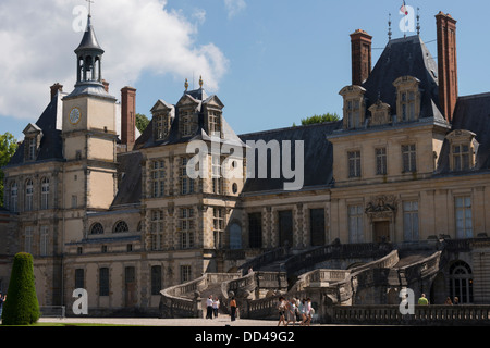 Treppen des königlichen Palastes in Fontainebleau, Frankreich Stockfoto