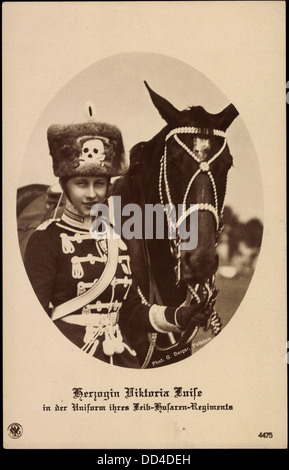 AK Prinzessin Viktoria Luise von Preußen, Husarenuniform, Pferd, NPG 4475; Stockfoto