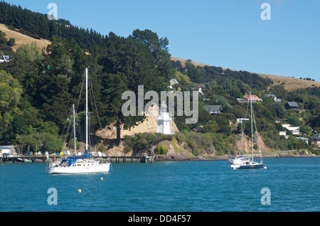 Boote in Akaroa Harbour Neuseeland Stockfoto