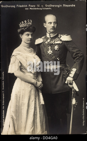 AK Großherzog Friedrich Franz IV., Großherzogin Alexandra, Mecklenburg-Schwerin; Stockfoto