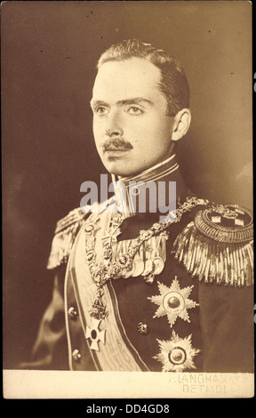 AK Herzog Carl Eduard von Sachsen Coburg Gotha, Orden, Abzeichen, Merite; Stockfoto