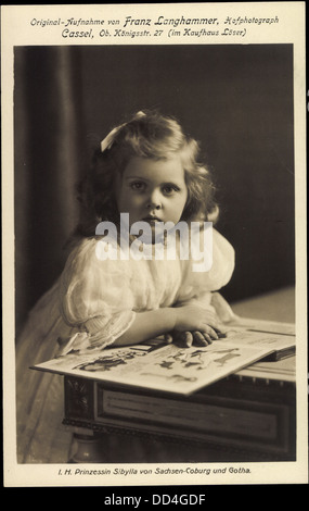 AK Prinzessin Sibylla von Sachsen Coburg Gotha, Junges Mädchen, Buch; Stockfoto