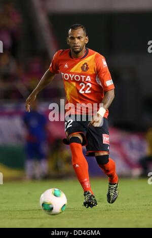 Daniel (Grampus), 24. August 2013 - Fußball / Fußball: 2013 J.LEAGUE Division 1 match zwischen Nagoya Grampus 1-1 Cerezo Osaka im Mizuho Athletic Stadium in Aichi, Japan. (Foto: AFLO SPORT) Stockfoto