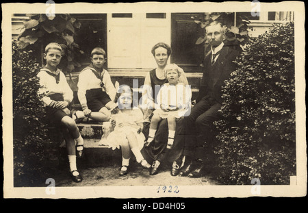 AK Prinz Oskar von Preußen Mit Familie, Ehefrau, Söhne, Tochter; Stockfoto