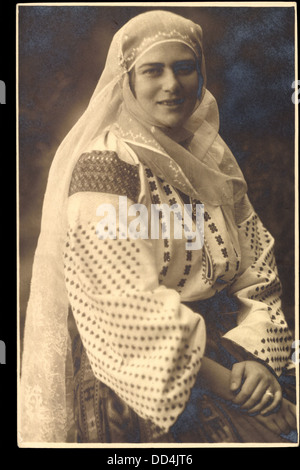 AK Prinzessin Ileana, Adel Rumänien, Volkstracht; Stockfoto