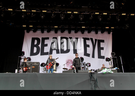 Neu-Liam Gallagher (Oasis) band Beady Eye beim Glastonbury Festival 2013, Somerset, England, Vereinigtes Königreich. Stockfoto