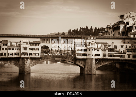 Die berühmte Ponte Vecchio in Florenz Italien Stockfoto