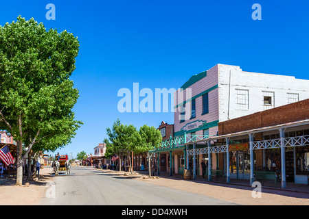 Anzeigen von Down East Allen Street in der Innenstadt von Tombstone, Arizona, USA Stockfoto
