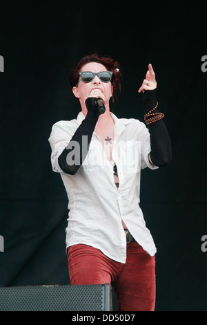 Amanda Palmer & The Grand Theft Orchester erklingt in Glastonbury Festival 2013, Somerset, England, Vereinigtes Königreich. Stockfoto