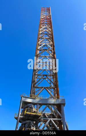 Unterstützt Offshore-Bohranlage in der Werft für Wartung Stockfoto