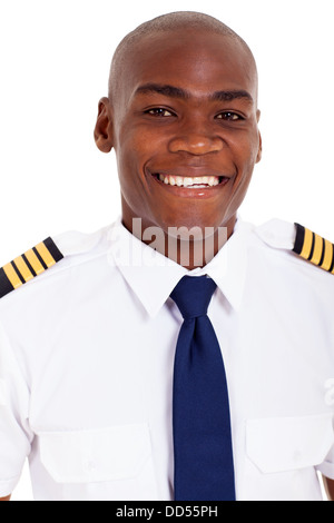 fröhliche afrikanische amerikanische Piloten in Uniform isoliert auf weiss Stockfoto