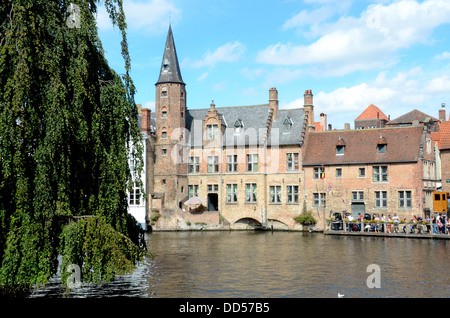 Kanalseite Szene, Brügge, Belgien Stockfoto