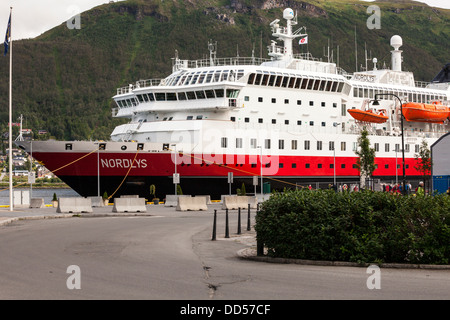 Nordlys Hurtigruten Fähre immer bereit, Sailcoast alkaa Stockfoto