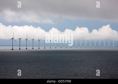 Middelgrunden Offshore-Windpark in den Øresund außerhalb von Kopenhagen, Dänemark in der Ostsee Stockfoto