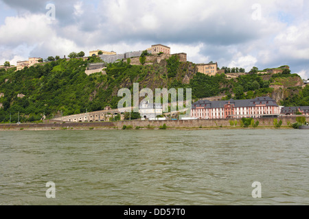 Berühmte Festung Ehrenbreitstein in Koblenz, Deutschland. Stockfoto