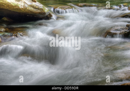 Wasserfälle in Little Pigeon River außerhalb Gatlinburg in den Great Smoky Mountains National Park Stockfoto