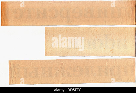 Sammlung von Grunge Papierstücke auf weißem Hintergrund. Stockfoto