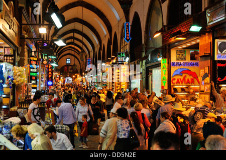Gewürzbasar, Istanbul, Türkei Stockfoto