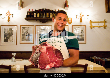 Italien, Toskana, Florenz, Trattoria Antico Fattore, Florentiner steak Stockfoto