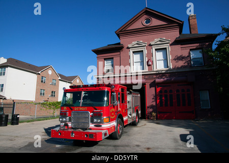 Motor Co 35, 5th Bataillon, vor seinem Viertel, Detroit, Michigan USA geparkt Stockfoto