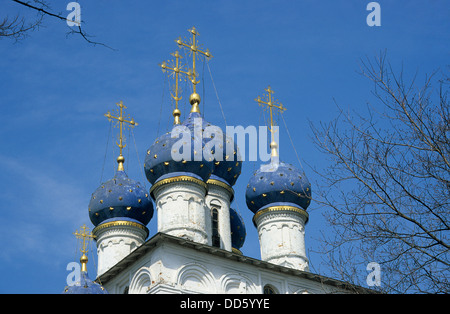 Russland, Moskau, Kolomenskoye Dorf, russische orthodoxe Christian Church of Kasaner Ikone unserer Dame von Kazan mit Zwiebeltürmen. Stockfoto