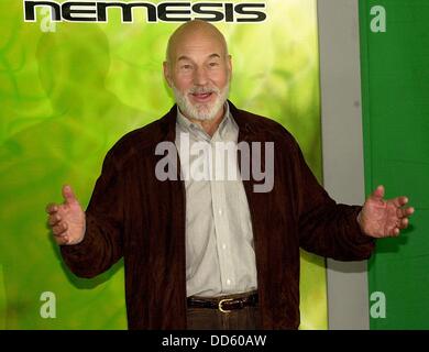 Akteure der erfolgreichen Serie "Star Trek" werben Sie für ihren neuen Film "Nemesis" in Berlin: Patrick Stewart (Captain Picard). Stockfoto