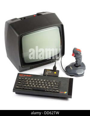 Sinclair ZX Spectrum 128K 1980 Heimcomputer mit Monitor und Joystick Stockfoto