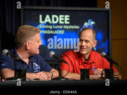 Die Mission Lunar Atmosphere and Dust Environment Explorer (LADEE) der NASA bietet Einblicke in die Ziele der Mission, die Exosphäre und die Staubumgebung des Mondes zu untersuchen. Ziel der Mission ist es, kritische Daten über die atmosphärischen Bedingungen des Mondes zu sammeln, um die zukünftige Mondforschung zu unterstützen. Stockfoto