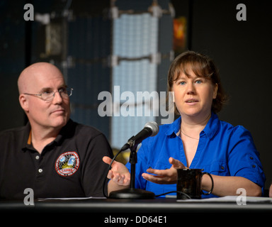 Die Mission Lunar Atmosphere and Dust Environment Explorer (LADEE) der NASA war Gegenstand eines Briefings im NASA-Hauptquartier in Washington, D.C. die Mission zielte darauf ab, die Atmosphäre und die Staubumgebung des Mondes zu untersuchen, um zum Verständnis der Bedingungen der Mondoberfläche beizutragen und sich auf die zukünftige Mondforschung vorzubereiten. Stockfoto