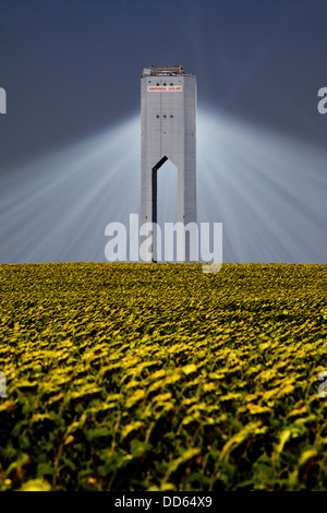 Die Planta Solar 20 (PS20) thermische SOLAR TOWER ist eine Solarthermie-Anlage in Sanlucar la Mayor in der Nähe von Sevilla in Spanien Stockfoto